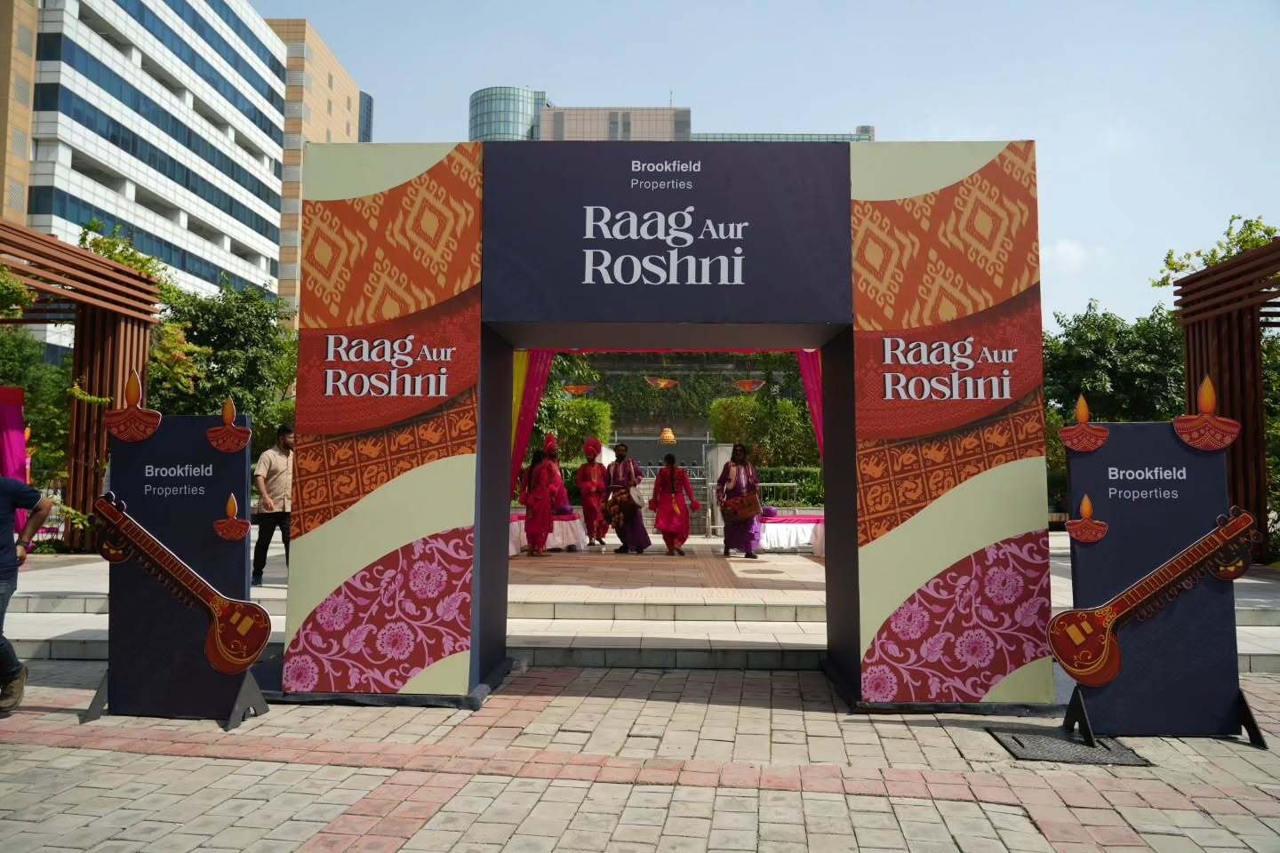 Image gallery marquee