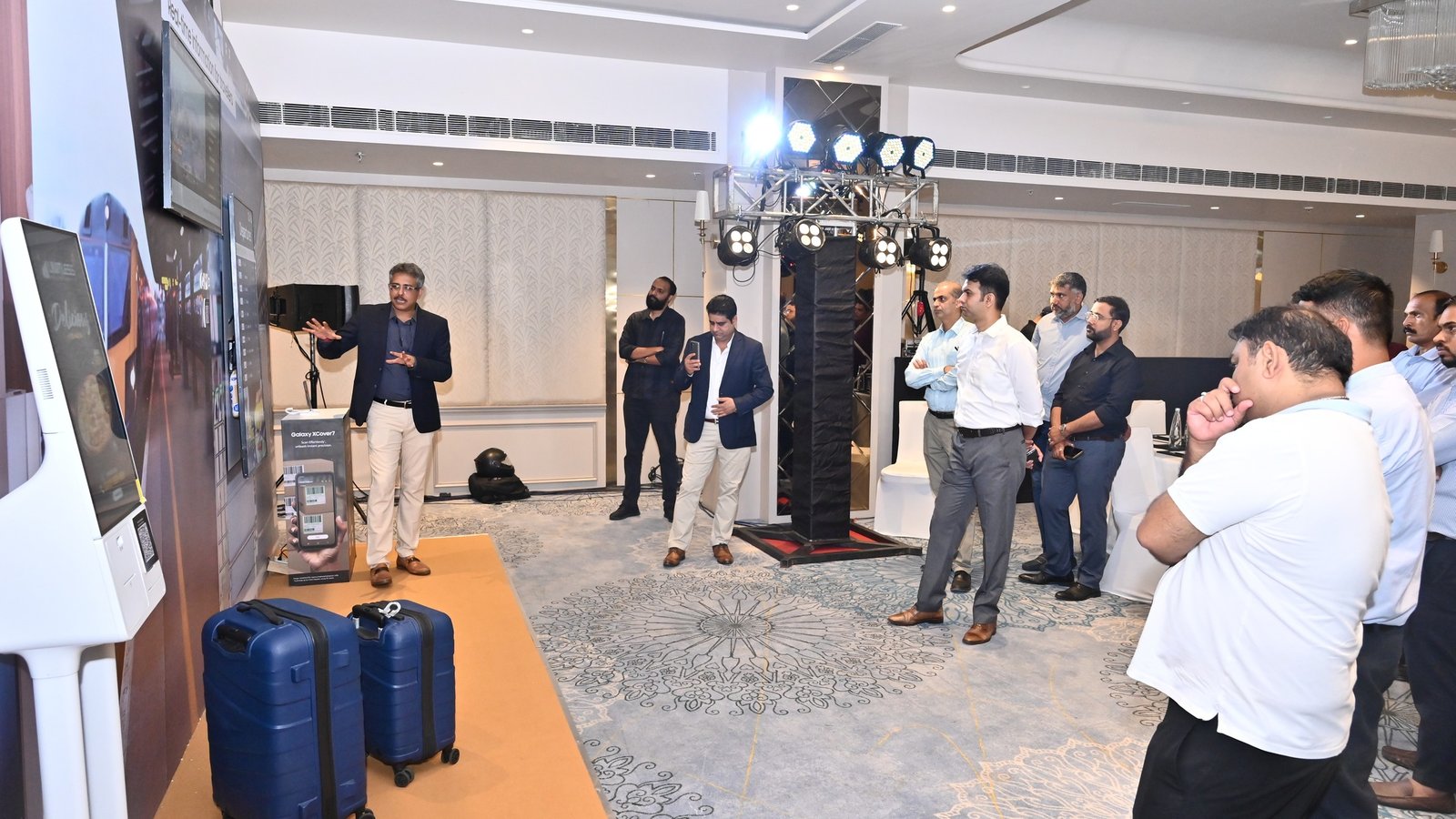 Image gallery marquee