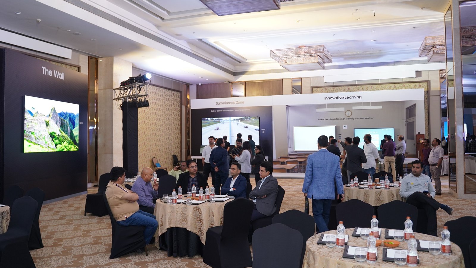 Image gallery marquee