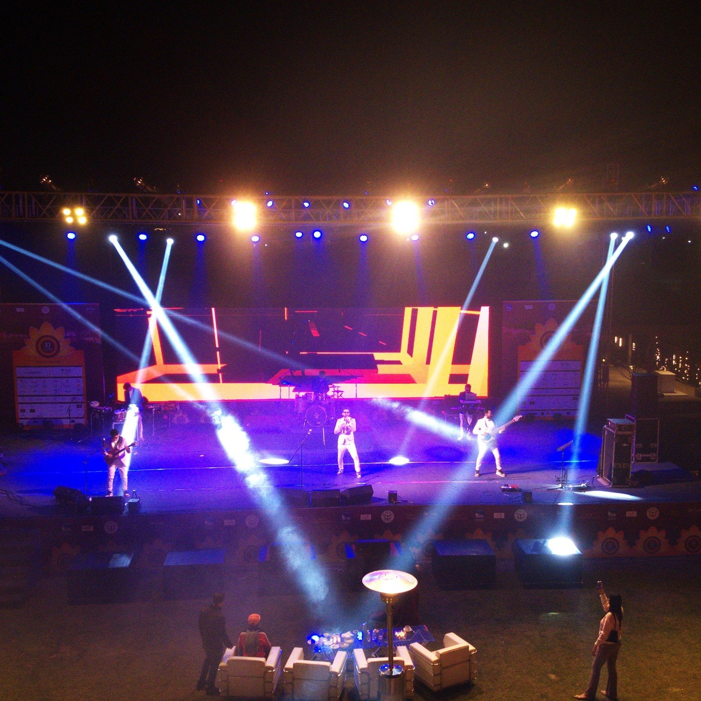 Image gallery marquee